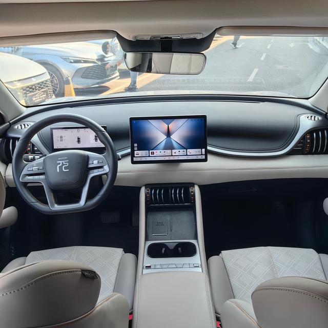 BYD Yuan Plus Intelligent Driving Edition 510KM Superior Model 2025 - фото 3