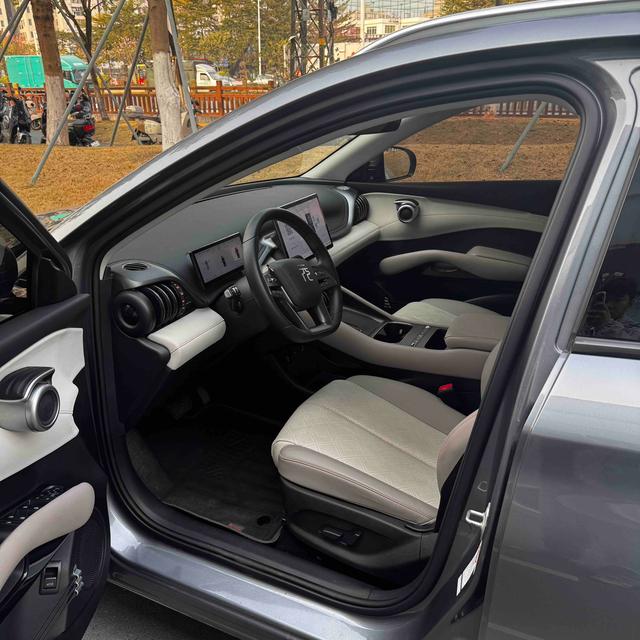 BYD Yuan Plus Intelligent Driving Edition 510KM Superior Model 2025 - фото 8