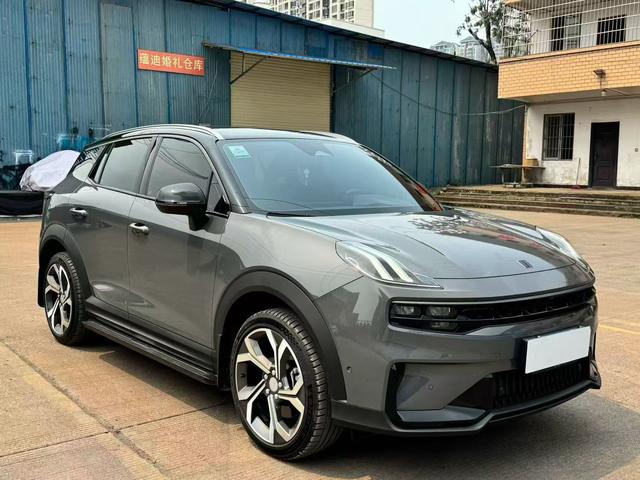 Lynk & Co 06 Remix 1.5T Powerful Halo 2023 - фото 3