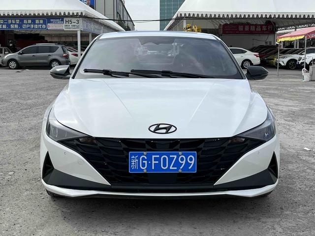 Hyundai Elantra 1.5L CVT 20th SE 20th Anniversary Edition 2023 - фото 2