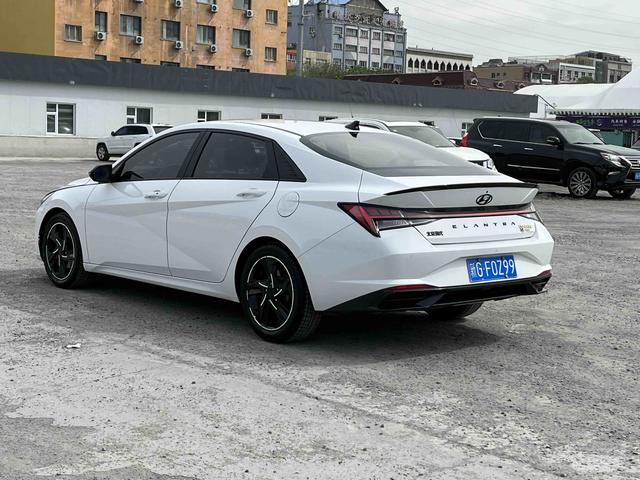 Hyundai Elantra 1.5L CVT 20th SE 20th Anniversary Edition 2023 - фото 7