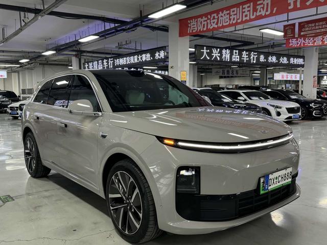 Li Auto L6 Max 2024 - фото 2