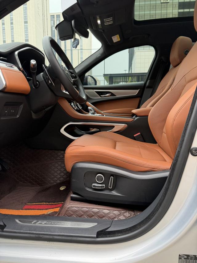 Jaguar F-Pace 250PS R-Dynamic S 2021 - фото 7