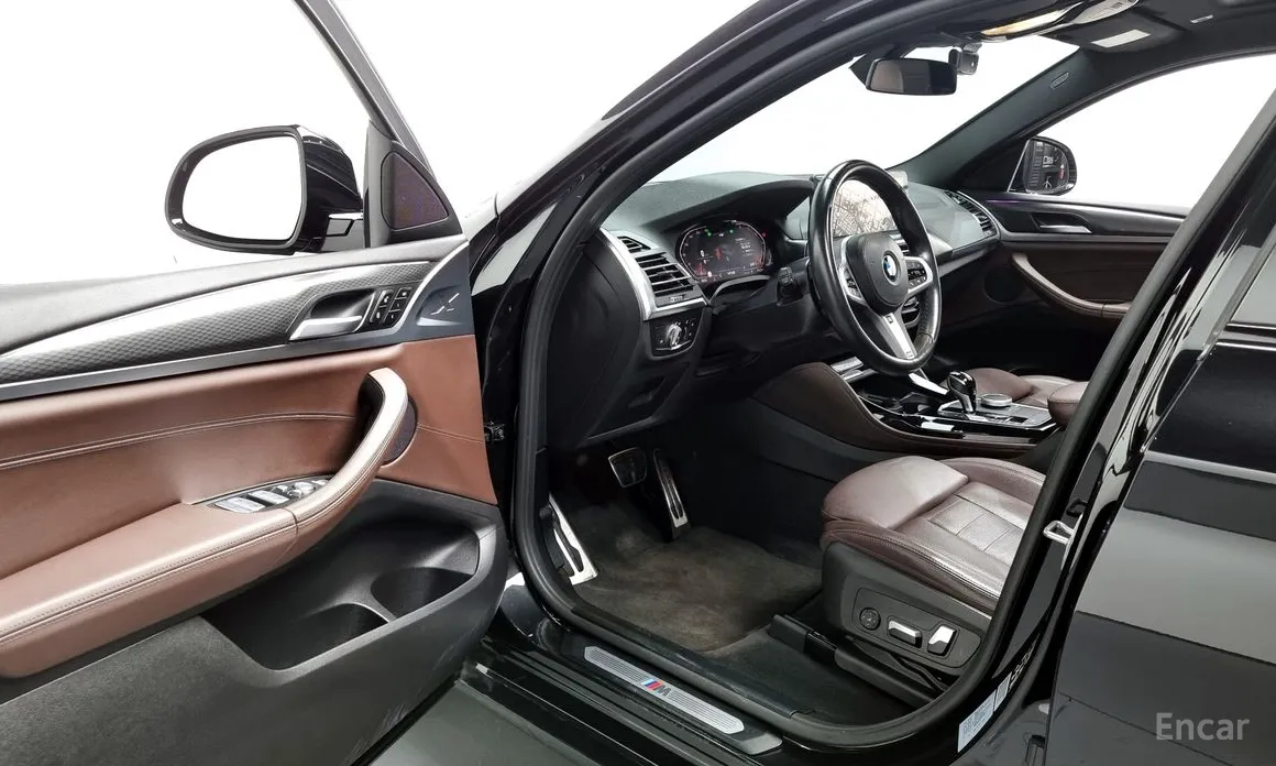 BMW X4 xDrive 20i M 2022 - фото 7