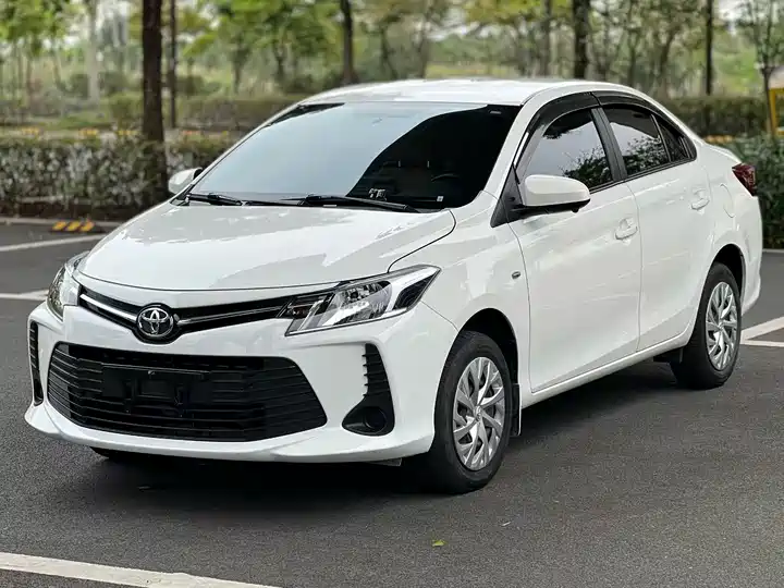 Toyota Vios CVT Entrepreneurship Edition 2022 - фото 2