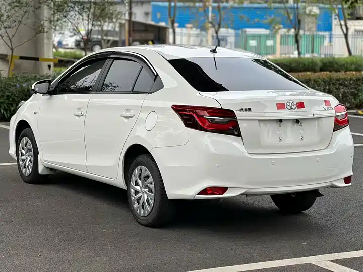 Toyota Vios CVT Entrepreneurship Edition 2022 - фото 6