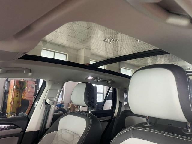 Volkswagen Tayron 280TSI Luxury Plus Advanced Edition 2023 - фото 10