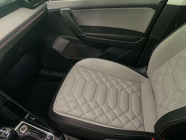 Volkswagen Tayron 280TSI Luxury Plus Advanced Edition 2023 - фото 9