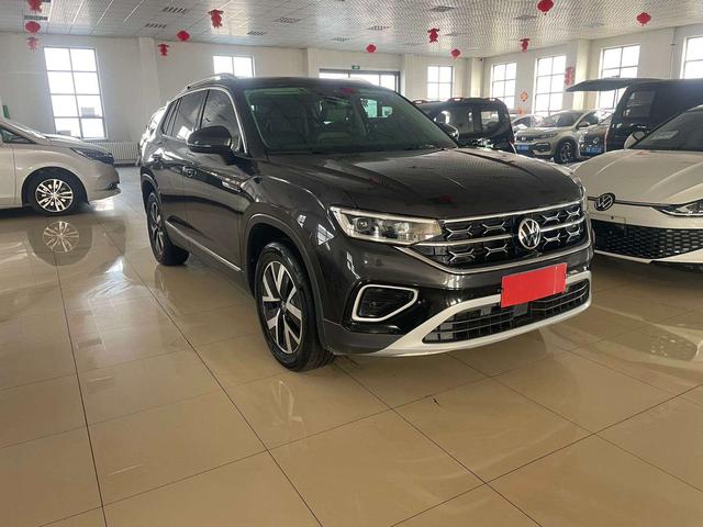 Volkswagen Tayron 280TSI Luxury Plus Advanced Edition 2023 - фото 3