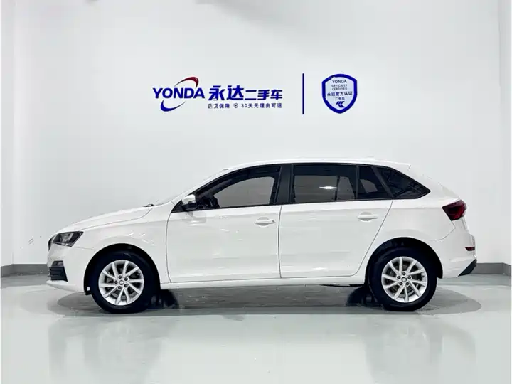 Skoda Rapid Automatic Standard Edition 2021 - фото 2