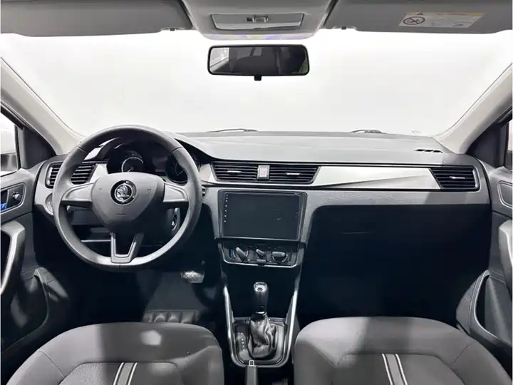 Skoda Rapid Automatic Standard Edition 2021 - фото 6
