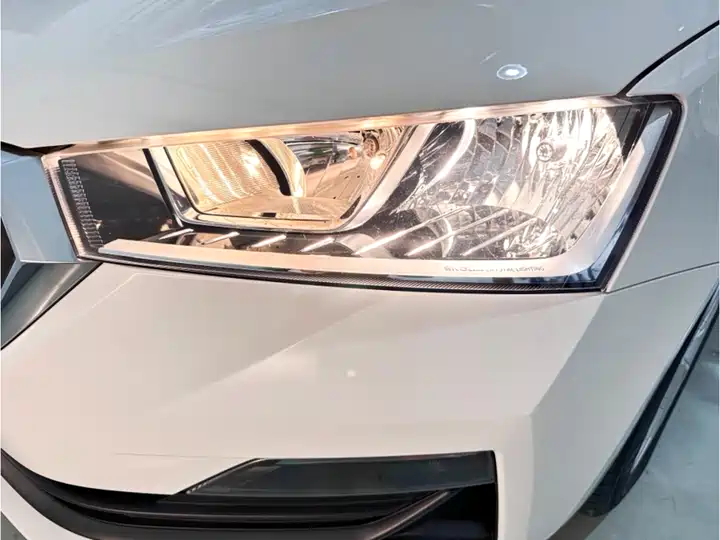 Skoda Rapid Automatic Standard Edition 2021 - фото 9