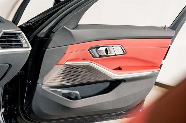 BMW 3 Series 325Li M Sport Package 2022 - фото 8